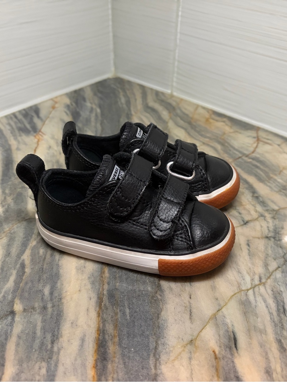 Converse All Star Toddler Baby Infant Shoes Size 5 US Leather Black Sneakers